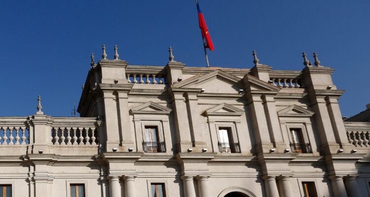 El exsenador Alejandro Navarro analiza el principal desafío del progresismo chileno hoy en año de elecciones frente a la derecha