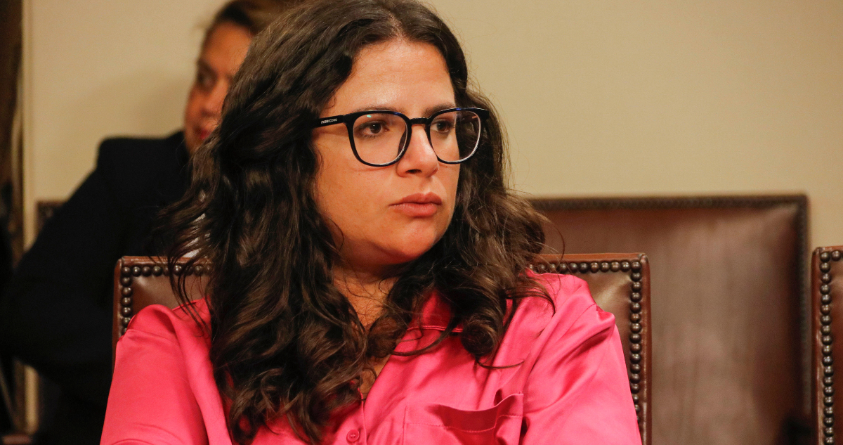 Orellana afirma que su cartera “no puede conocer” el sumario por la muerte de funcionaria en Hacienda