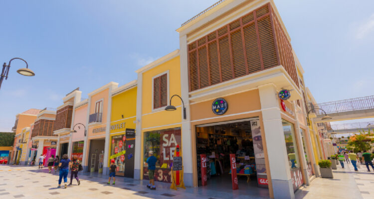 Parque Arauco anuncia expansión en Perú y acuerda compra de centro comercial en Lima