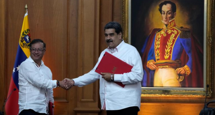 Petro dice que en Venezuela no hubo elecciones libres, pero mantendrá relaciones diplomáticas