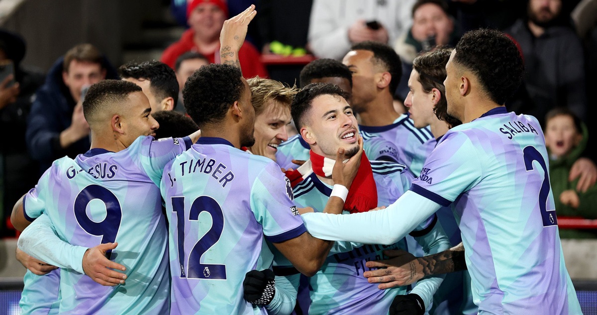 Arsenal subió al segundo lugar de la Premier League inglesa.