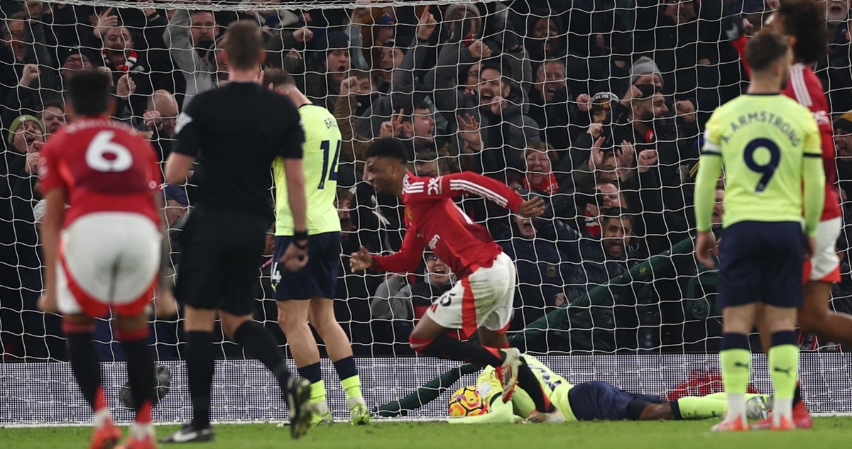 United venció a Southampton por Premier League.
