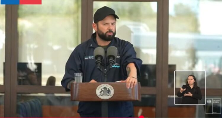 Pensiones: Boric reitera necesidad de incorporar solidaridad en reforma y dice que acuerdo está cerca