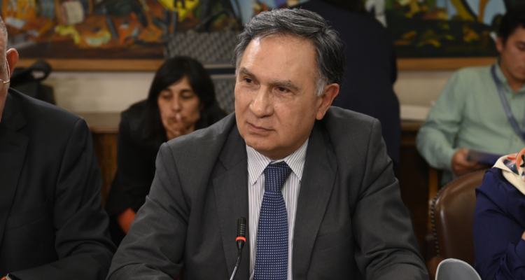 Rechazan moción de censura contra Mellado (RN) en CEI del caso Monsalve: sigue en la presidencia