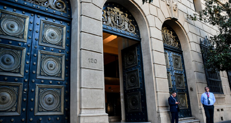 Hacienda detalla plan de recorte de gastos por US$600 millones: incluye ajuste en gasto de personal