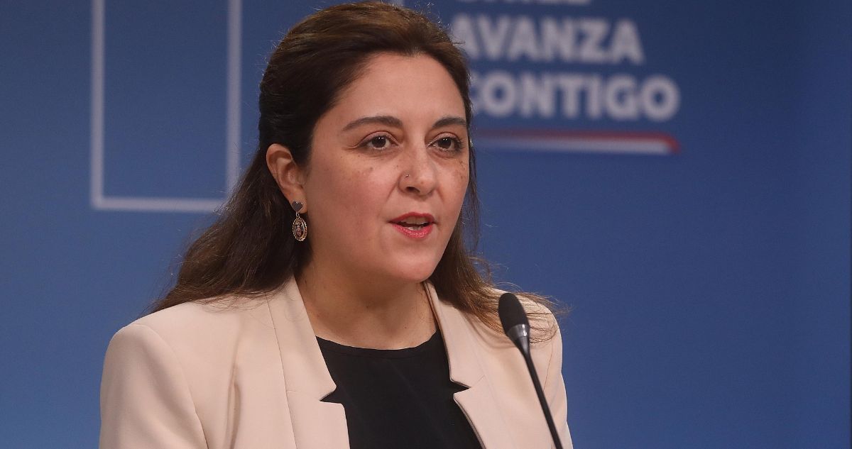 Presidente Boric pide renuncia a ministra de Bienes Nacionales tras fallida compra de casa de Allende