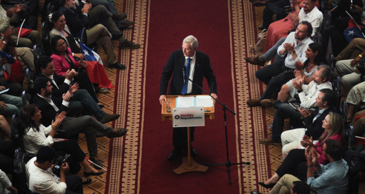 Partido Republicano iniciará ofensiva comunicacional para eliminar el préstamo de reforma de pensiones