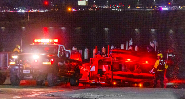 Revelan que avión que colisionó con helicóptero en EE.UU. iba con 60 pasajeros y cuatro tripulantes