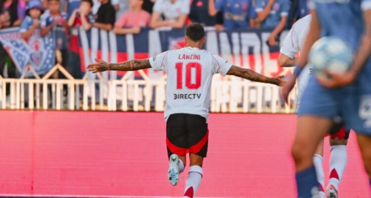 River Plate superó a la U en Concepción