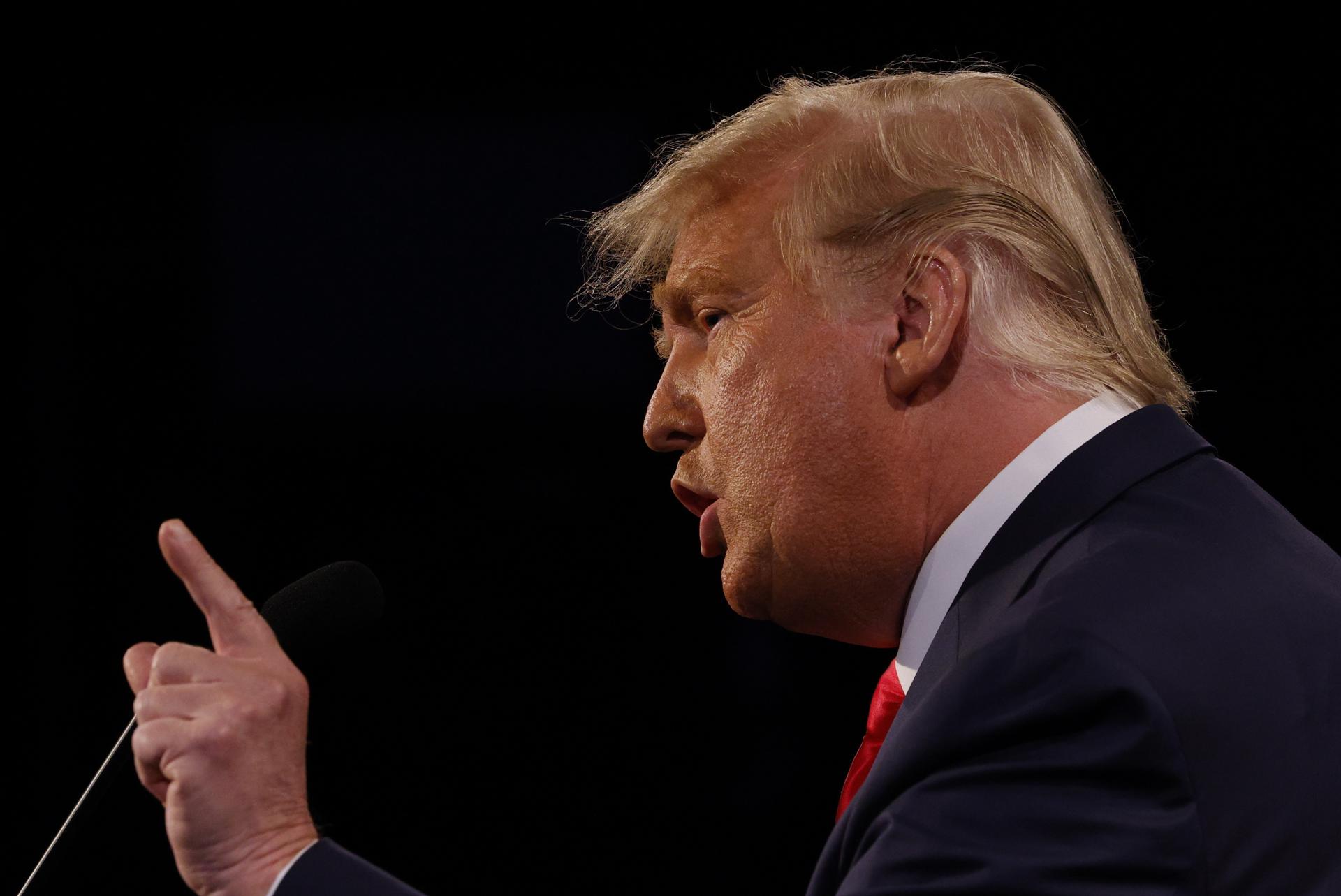 Trump no descarta usar fuerza militar para recuperar el Canal de Panamá y controlar Groenlandia