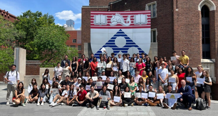 Santander Open Academy te lleva gratis a estudiar inglés a Estados Unidos: revisa cómo postular