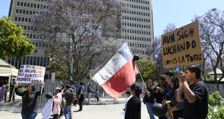Segunda reunión por megaincendio termina con polémica: damnificados reclaman ausencia de ministros