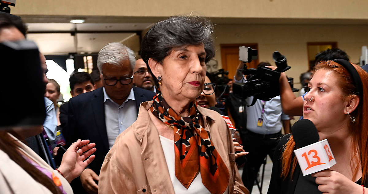 Senadora Allende tras citación a declarar: “Actuamos de buena fe y no tenemos nada que ocultar”