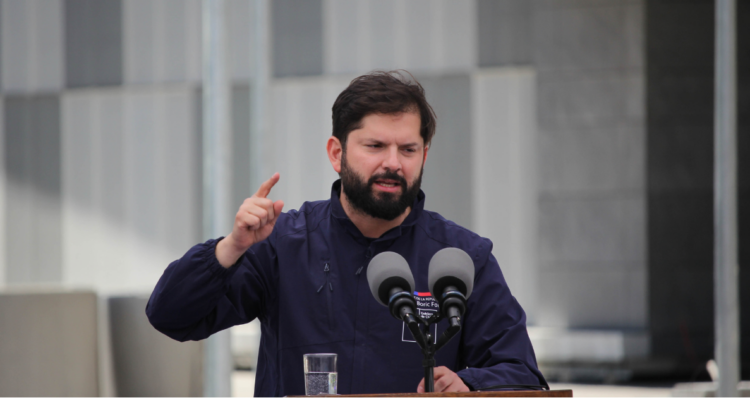 Boric advierte que van a atrapar a “quien quiera hacerse el vivo y llevar su piromanía a tragedias”