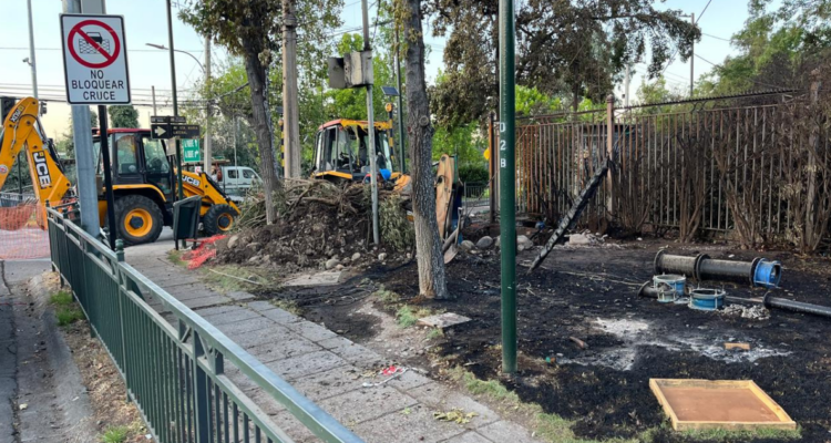 Rotura de matriz de gas provocó emergencia en comuna de Vitacura: no se reportan lesionados