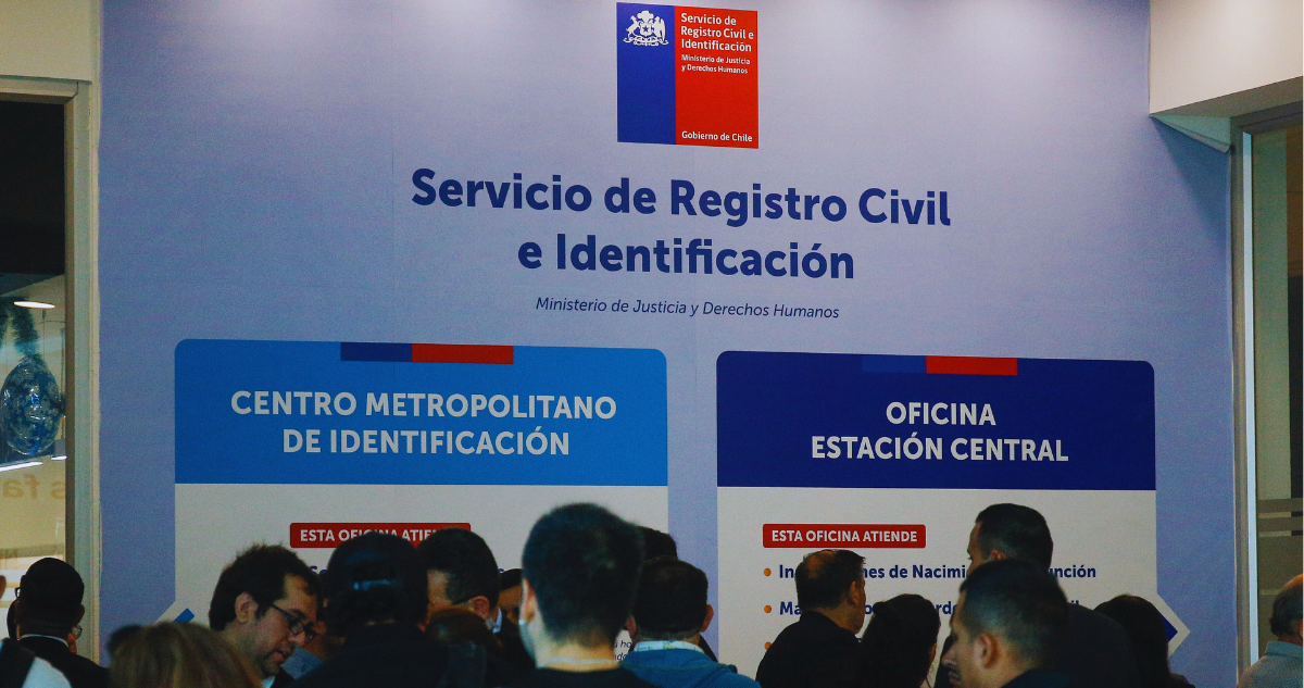 Contraloría detecta que Registro Civil pagó $7 mil millones en proyectos informáticos que nunca usó