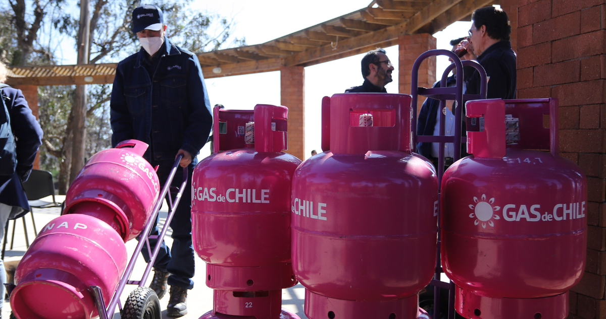 Contraloría ordena al Gobierno restituir recursos e iniciar sumarios por “Gas a precio justo”