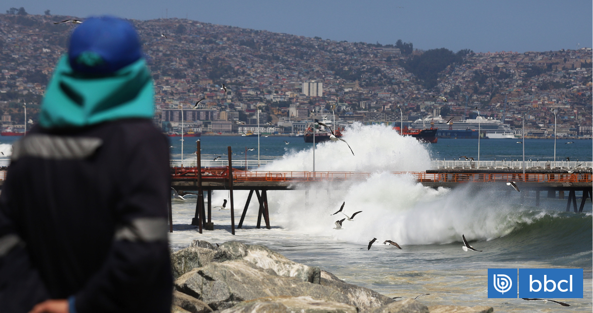 Alerta de marejadas en costas chilenas