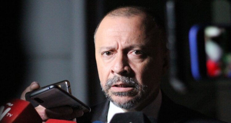 Tras denuncia: Ministerio Público abre tercera causa penal contra suspendido fiscal regional de Aysén