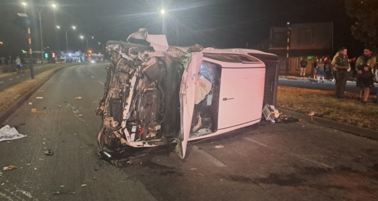 Accidente de tránsito deja un lactante muerto y 11 lesionados en Temuco