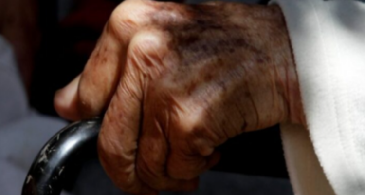 Adultos mayores río Bueno