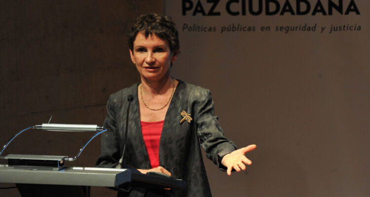 Tohá responde a Valencia por recorte: “No hay polémicas, ni disputas con la Fiscalía Nacional”