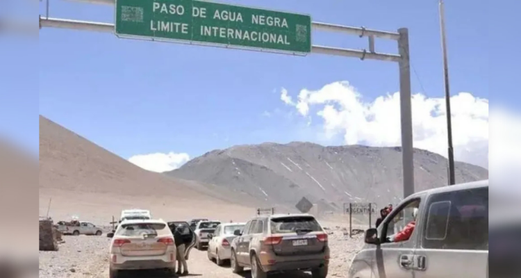 Pasadas las 09:30 horas de este miércoles, las autoridades informaron que se habilitó el Paso Internacional de Agua Negra, que conecta a Chile y Argentina.