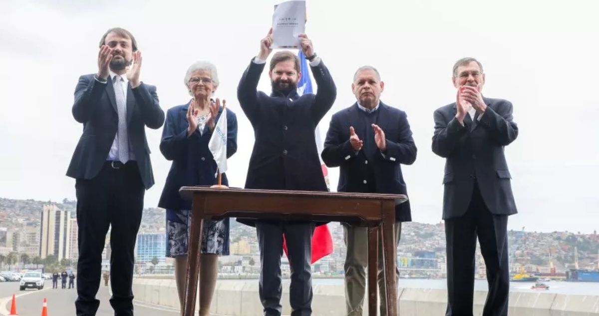 Fundación recurre a Contraloría para que determine si Acuerdo por Valparaíso es ilegal