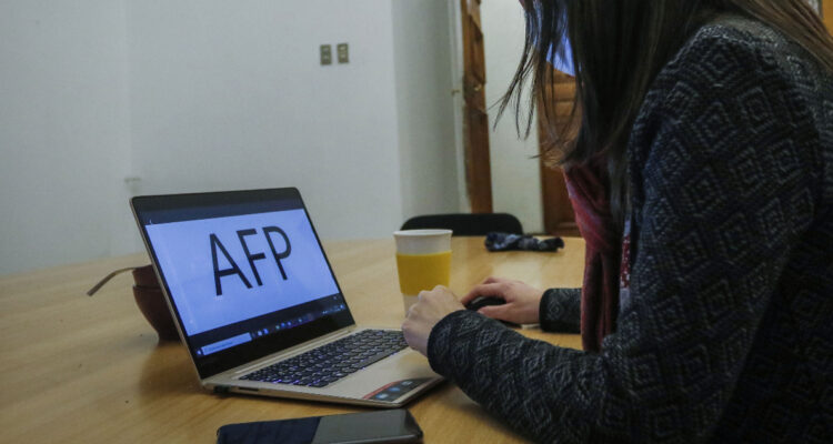 Reportan que los 5 multifondos de pensiones partieron 2025 con ganancias