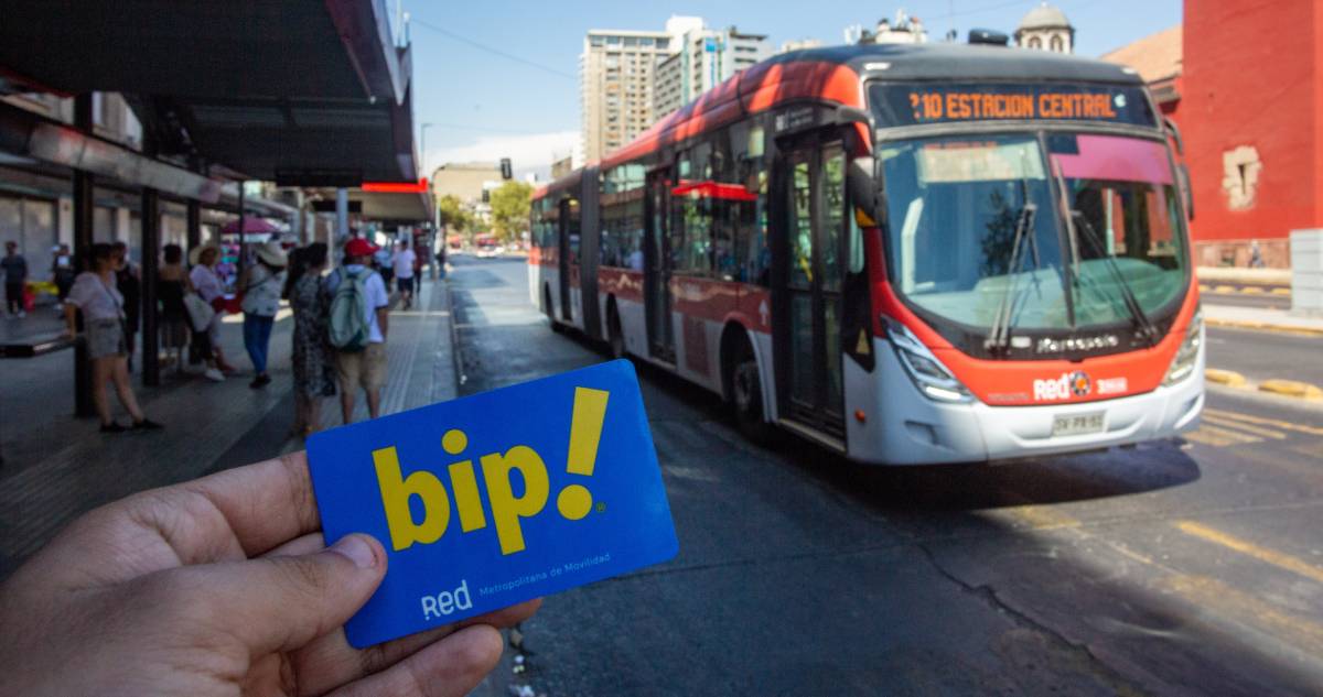 Expertos estiman alzas de hasta $60 anuales en transporte público de Santiago