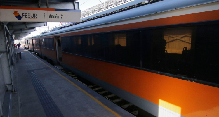 Biotren con problemas: Línea 1 con servicio suspendido y la 2 con una salida por hora