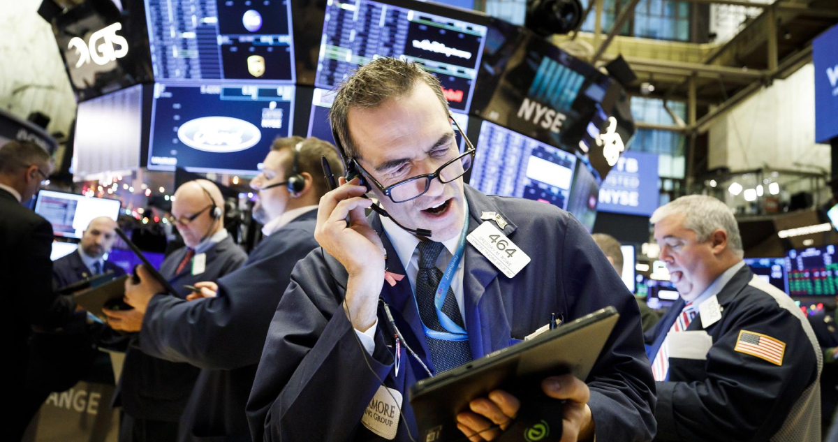 Wall Street se tiñe de rojo ante arremetida arancelaria de Donald Trump contra México, Canadá y China