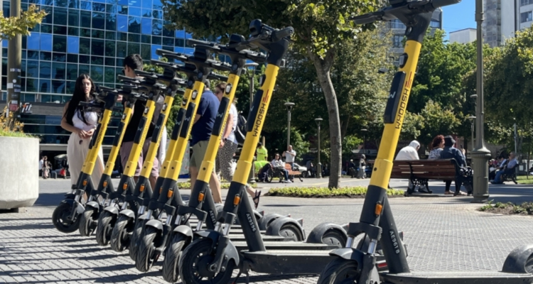 Llevan menos de una semana funcionando, pero ya han destruido dos scooters eléctricos en Concepción