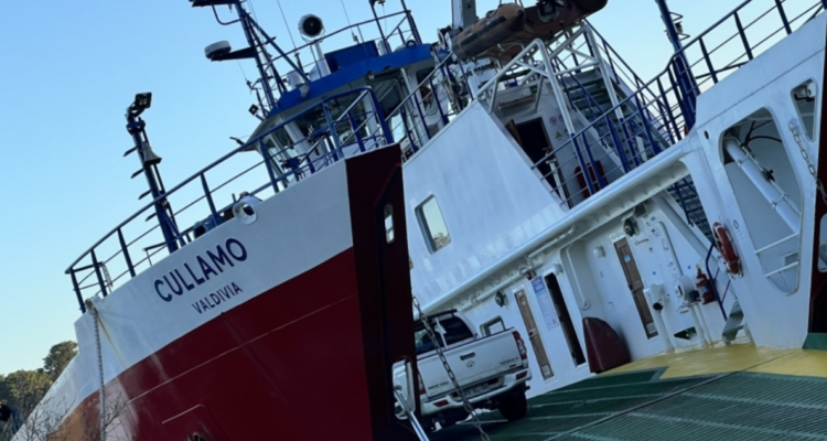 Barcaza entre Corral y Niebla retomará recorridos a partir de este viernes tras reparaciones