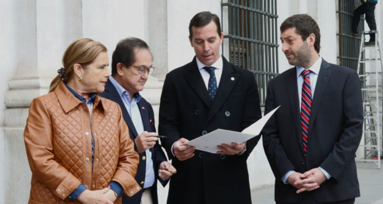 UDI pide a Gobierno negociar con Bukele para trasladar presos extranjeros a cárceles de El Salvador