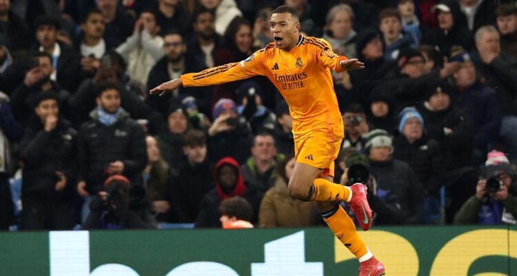 Real Madrid venció al City en Inglaterra por Champions League.