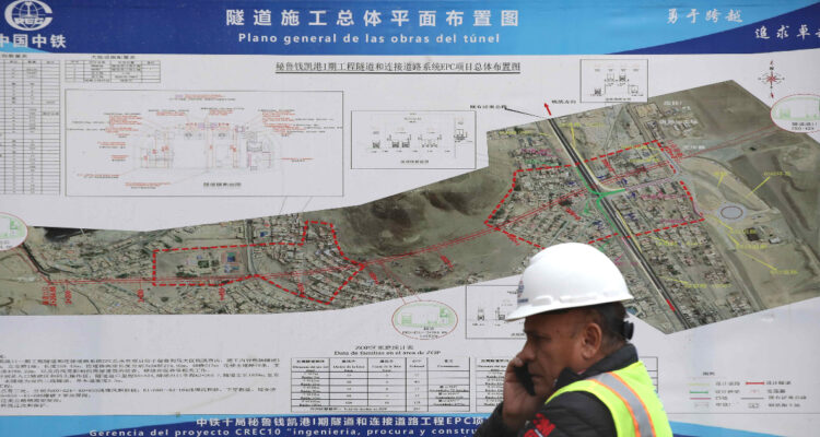 Reiteran que Chile debe tomar medidas para que sus puertos no pierdan competitividad frente a Chancay