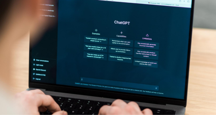 El altísimo consumo de agua y electricidad que necesita ChatGPT para funcionar en un día, mes y año