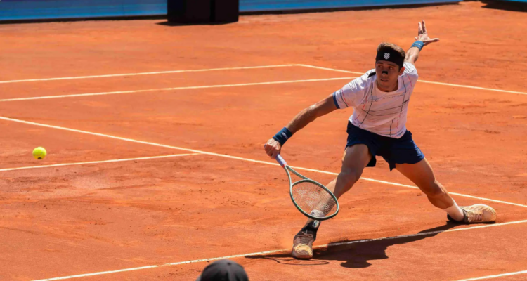 Nueva jornada en Chile Open: Barrios retoma duelo suspendido por apagón y Garin se juega paso a 4tos