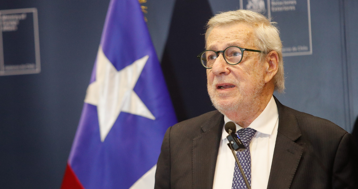 Chile reitera condena a invasión a Ucrania y dice seguir “con atención” las negociaciones EEUU – Rusia