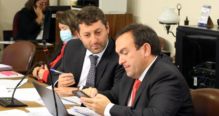 UDI anuncia comisión investigadora por errores de Dipres: piden ajuste fiscal propuesto por Matthei