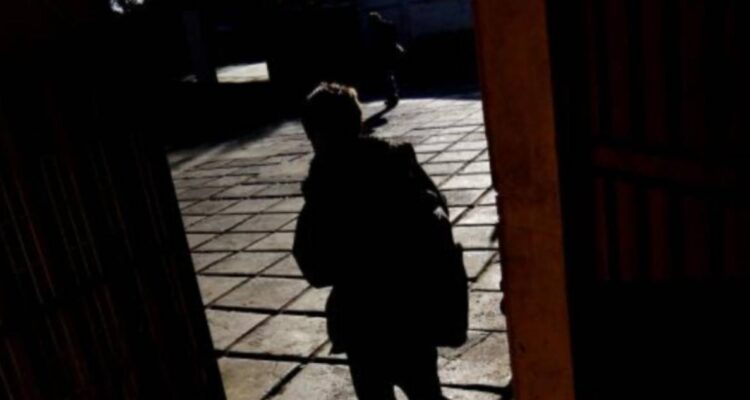 Condenan a pareja haitiana que mantuvo a menor haciendo labores domésticas durante años en Maipú