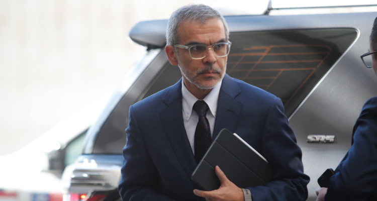 “Un acto de provocación deliberado”: Cordero anuncia querellas tras ataque a helicóptero en Collipulli