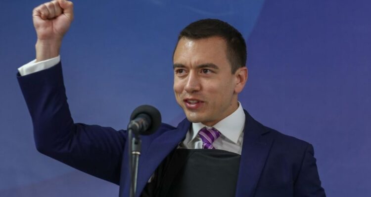 Pese a virtual empate con González: Noboa se declara ganador de primera vuelta en Ecuador