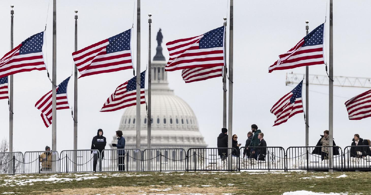 El déficit comercial de Estados Unidos aumentó en 2024 hasta su segundo máximo histórico
