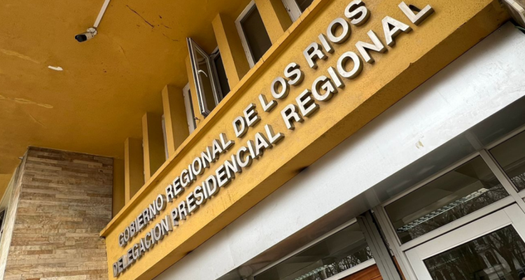 Frontis de Delegación Presidencial de Los Ríos por decreto para sector con riesgo de remoción en masa