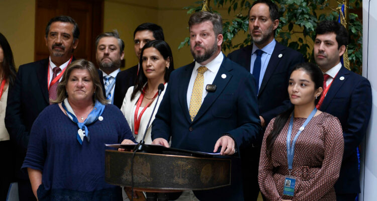 Descontento político en Chile y al interior de la derecha y Chile vamos, nace el partido nacional libertario
