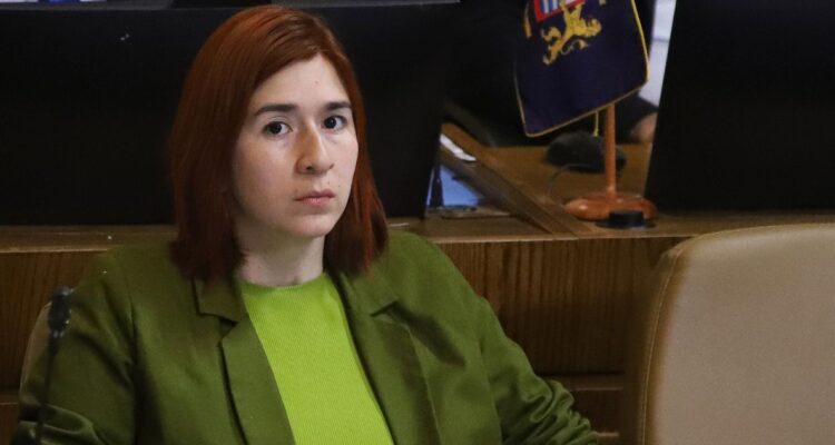 Defensa de diputada Catalina Pérez cuestiona sentencia de desafuero: “No contiene argumentos sólidos”