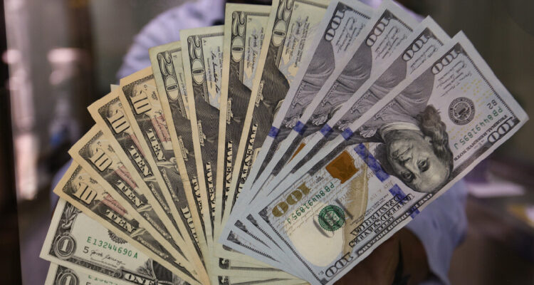 El dólar abre con pocas variaciones y queda sujeto a factores externos con foco en Estados Unidos