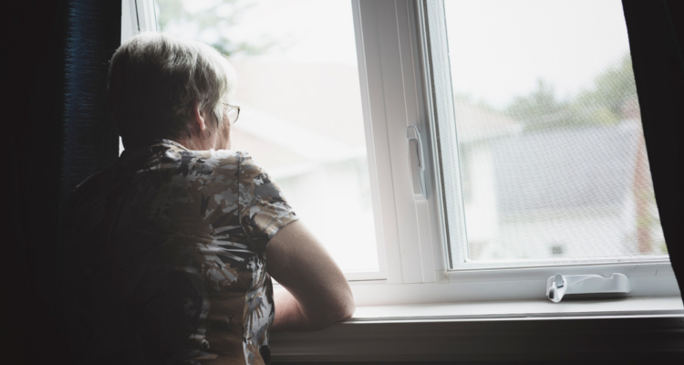 “Me duelen las rodillas, parece que lloverá”: La ciencia detrás del mito sobre clima y articulaciones